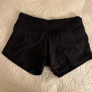 Lululemon Speed Up HR Shorts 4” size 4 black